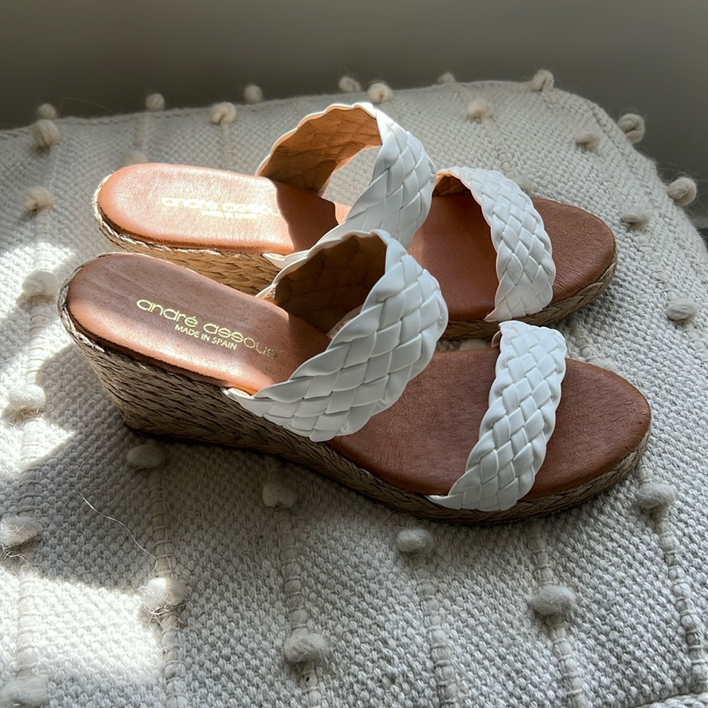 White wedge sandals with espadrille type bottom from Andre Assous in size 10.